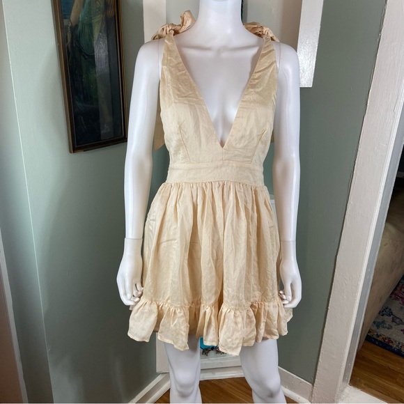 Mabel Dresses & Skirts - New NWT Mable Belle Cream Mini Dress Large L Deep V sundress